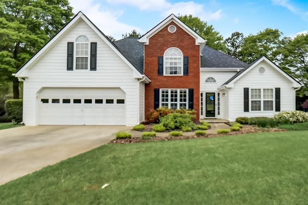 6 bedroom, 3 bathroom, 2,318 sq ft single family residence sold at 684 Weaver Falls Court, Loganville, GA 30052