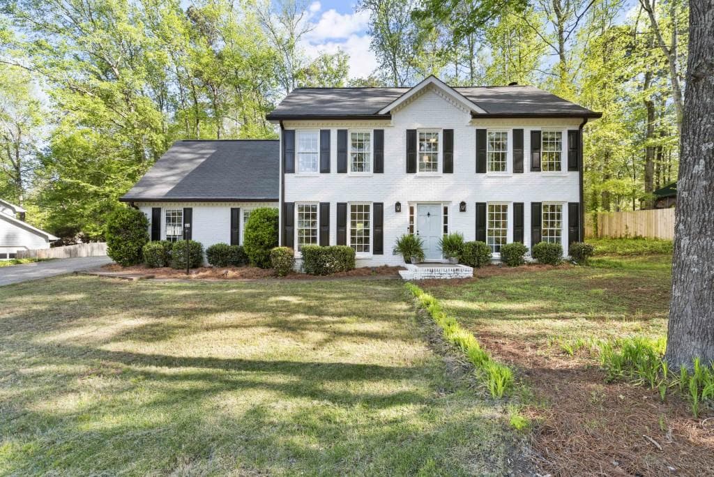 4 bedroom, 3 bathroom, 2,292 sq ft single family residence sold at 7149 Surrey Point, Alpharetta, GA 30009