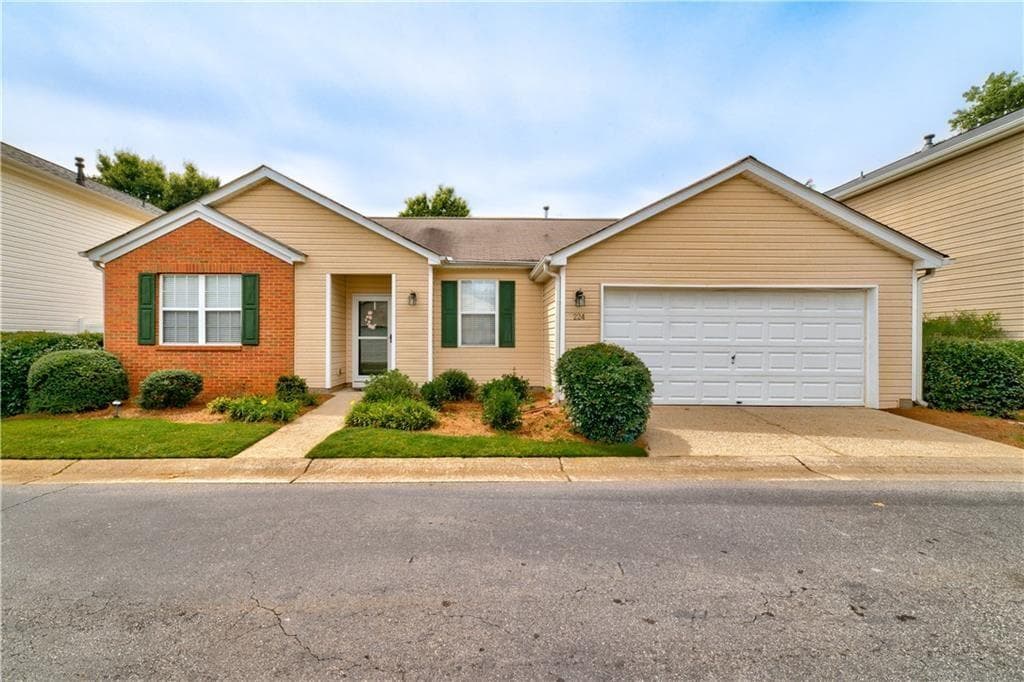 224 Harmony Court, Alpharetta, GA 30004 — most recent listing photo