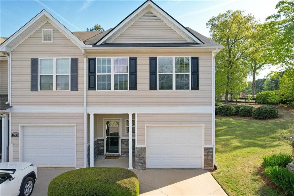 2 bedroom, 3 bathroom, 1,710 sq ft townhouse sold at 4606 Beacon Ridge Lane, Flowery Branch, GA 30542