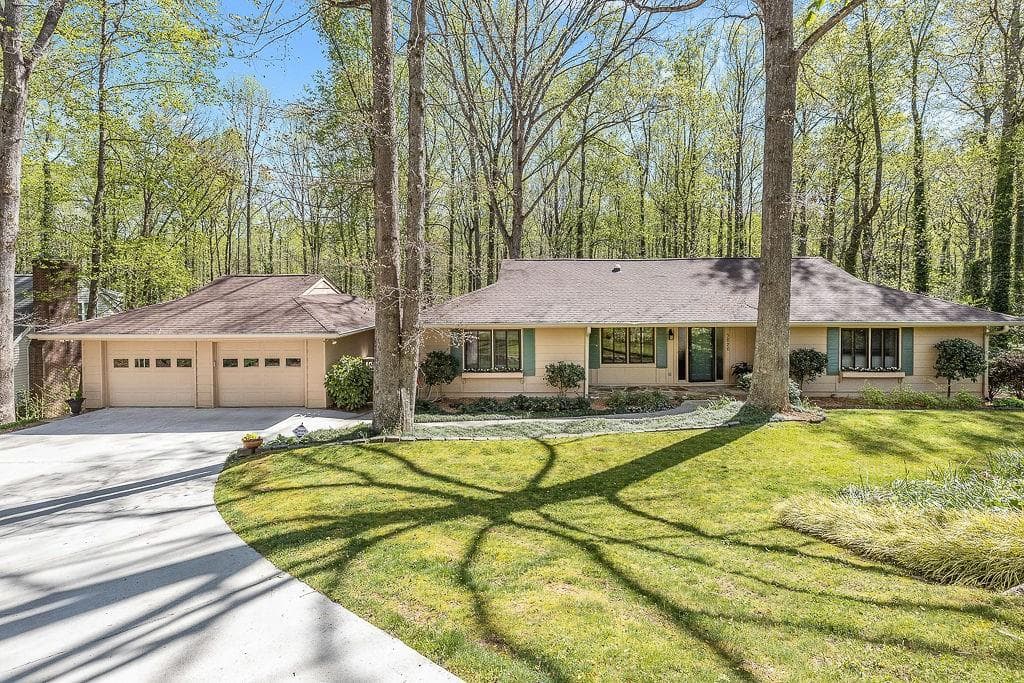 3826 Corinth Drive, Gainesville, GA 30506 — most recent listing photo
