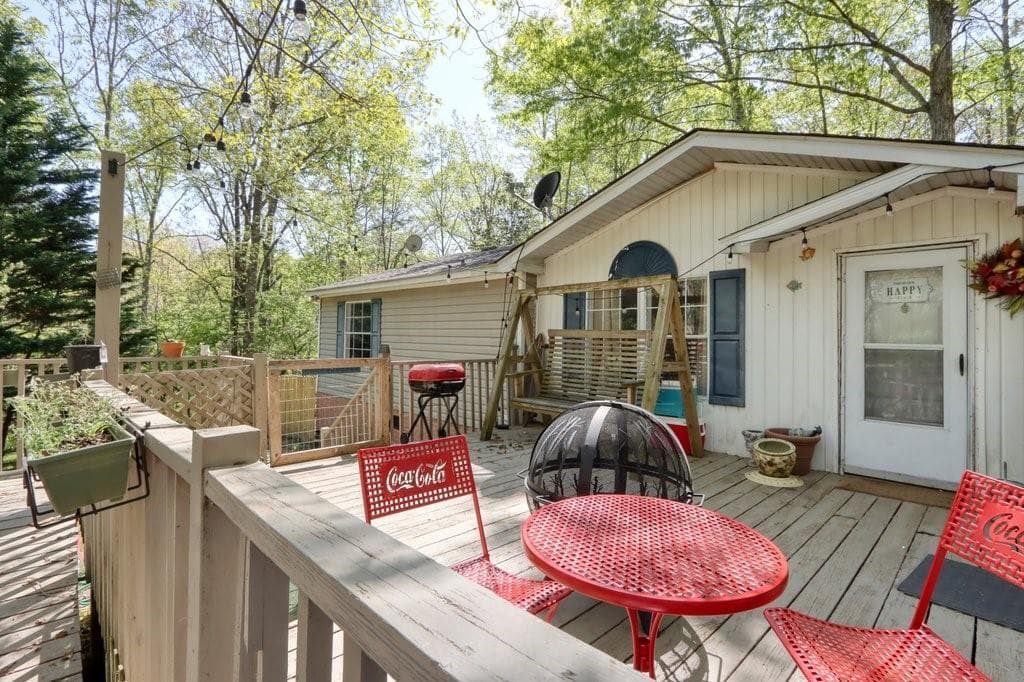 267 Pleasant Valley Road, Adairsville, GA 30103 — most recent listing photo