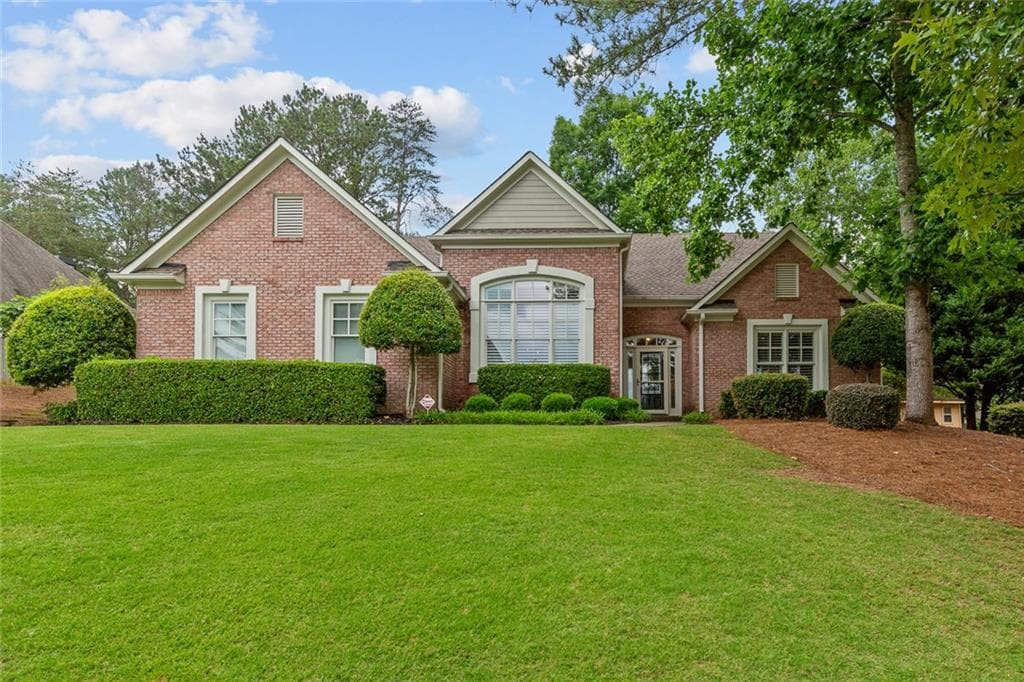 5522 BLUE CEDAR Drive, Sugar Hill, GA 30518 — most recent listing photo