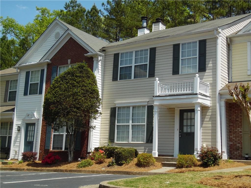 1025 Whitestone Ridge, Alpharetta, GA 30005 — most recent listing photo