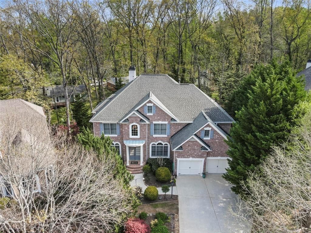5 bedroom, 5 bathroom, 5,300 sq ft single family residence sold at 1646 Hampton Oaks Bend, Marietta, GA 30066