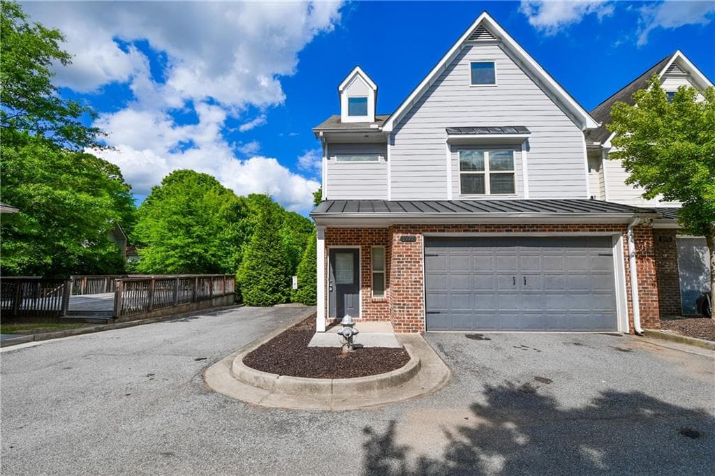 1977 Newfort Drive, Atlanta, GA 30318 — most recent listing photo