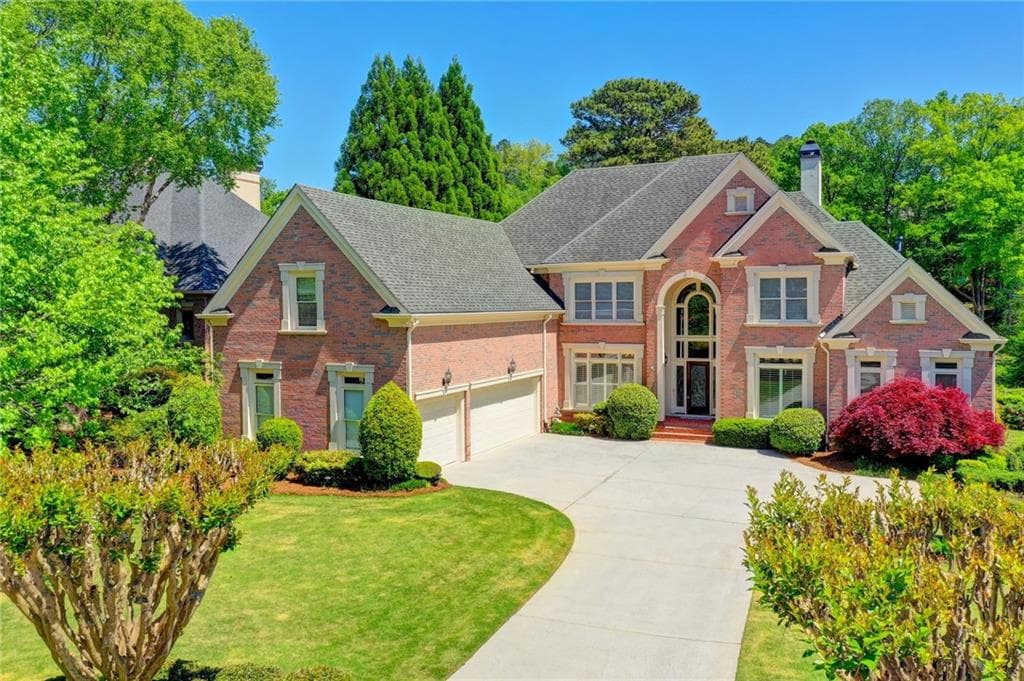 5870 Stoneleigh Drive, Suwanee, GA 30024 — most recent listing photo