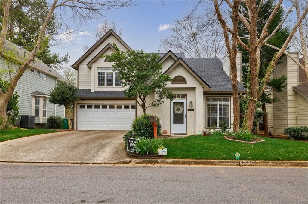1074 Ashbury Drive, Decatur, GA 30030 — most recent listing photo