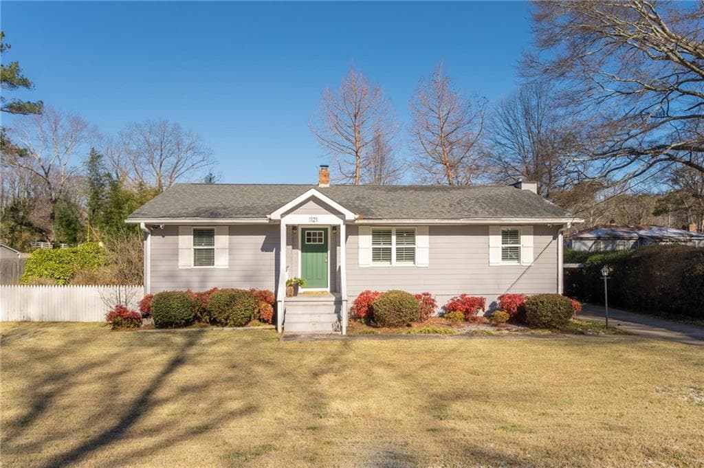 3 bedroom, 2 bathroom, 1,971 sq ft single family residence sold at 1121 Mclinden Avenue, Smyrna, GA 30080