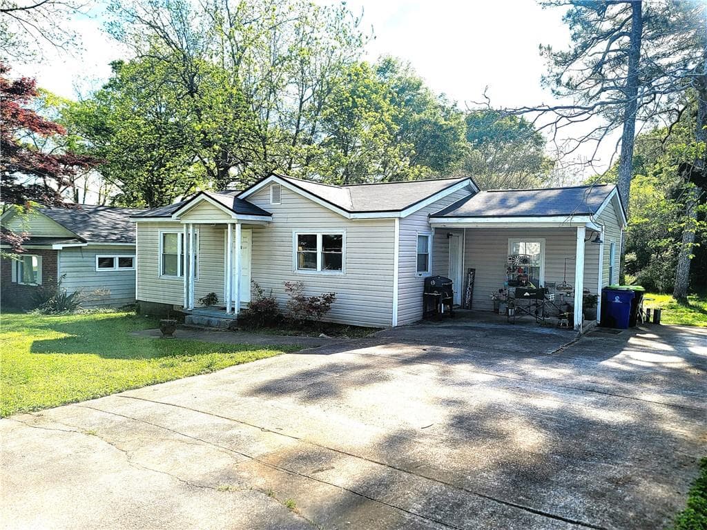 2 bedroom, 2 bathroom, 952 sq ft single family residence sold at 308 Gordon Street, Bremen, GA 30110