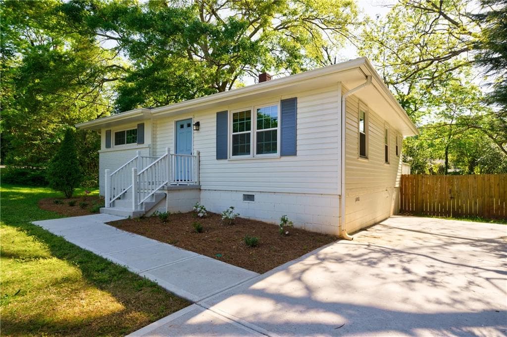3229 MCCAULEY Road, Smyrna, GA 30080 — most recent listing photo