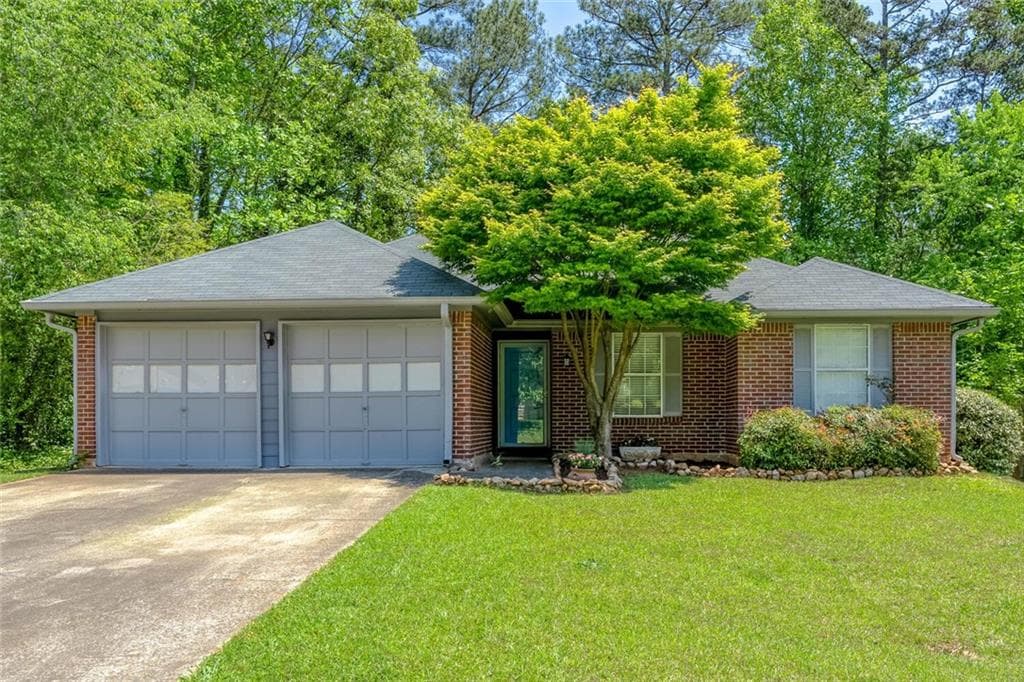 1912 Hamby Place Drive, Acworth, GA 30102 — most recent listing photo