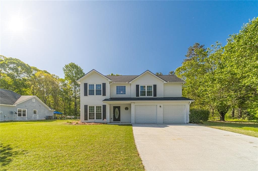 3 bedroom, 3 bathroom, 1,697 sq ft single family residence sold at 2795 Amberly Hills Trail, Dacula, GA 30019