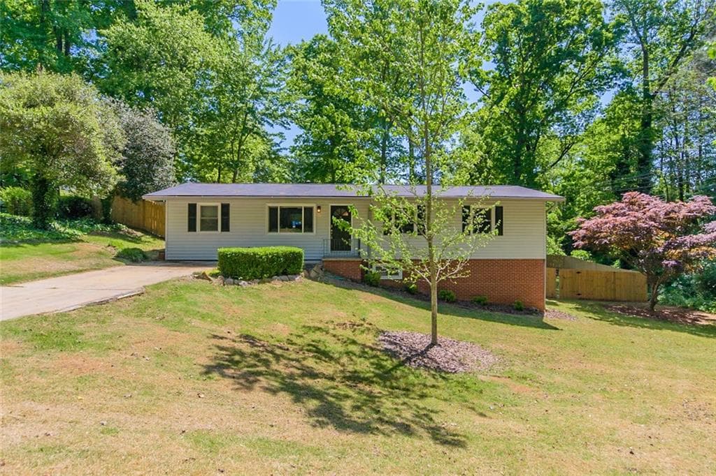 3 bedroom, 2 bathroom, 1,296 sq ft single family residence sold at 2265 Beech Valley Drive, Smyrna, GA 30080