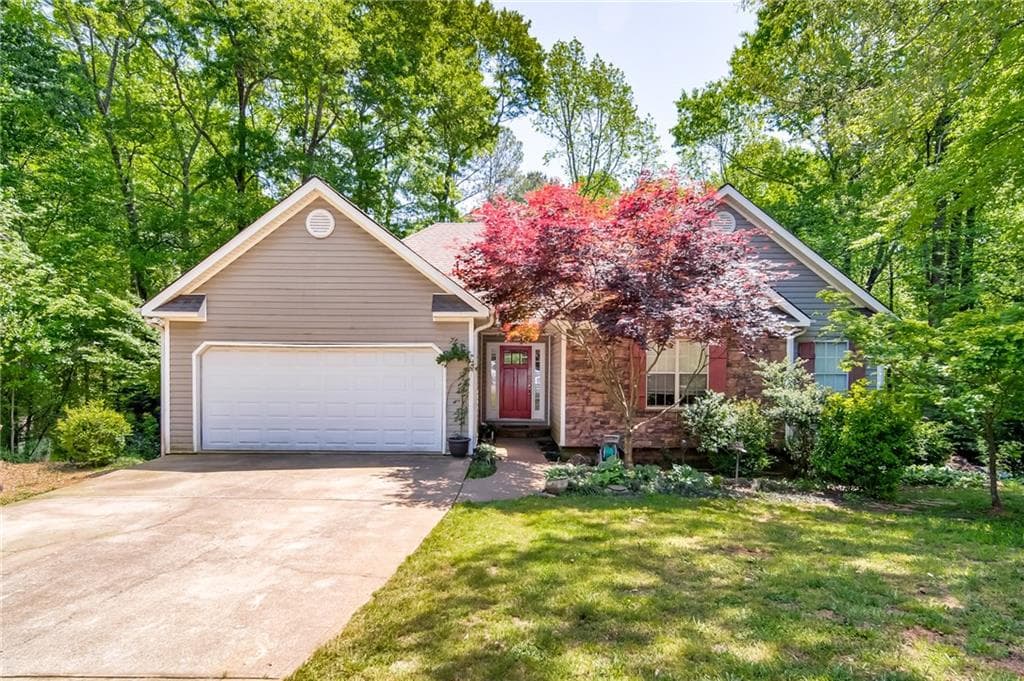 6035 Shannon Glen Court, Cumming, GA 30040 — most recent listing photo