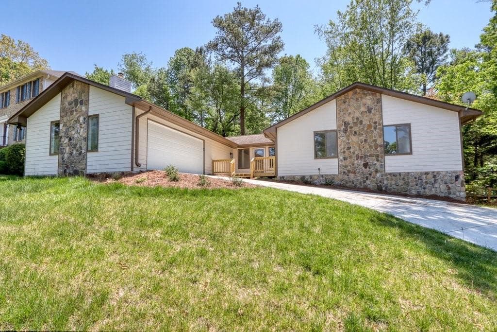 9171 EVES Circle, Roswell, GA 30076 — most recent listing photo