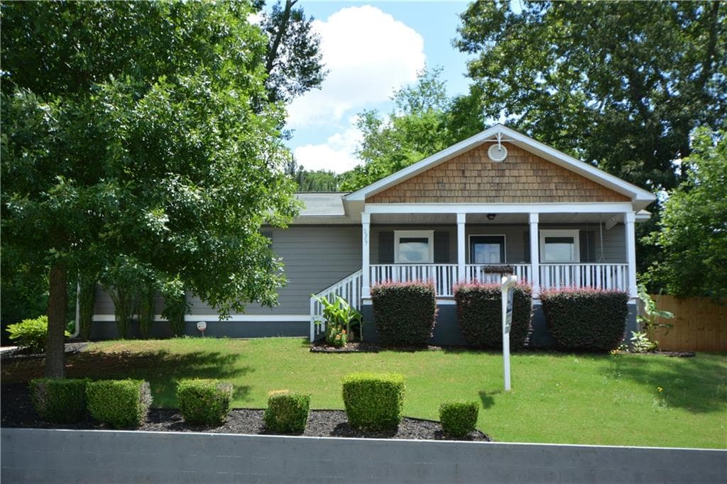 3 bedroom, 2 bathroom, 1,056 sq ft single family residence sold at 2087 LAKEWOOD Trail, Atlanta, GA 30315