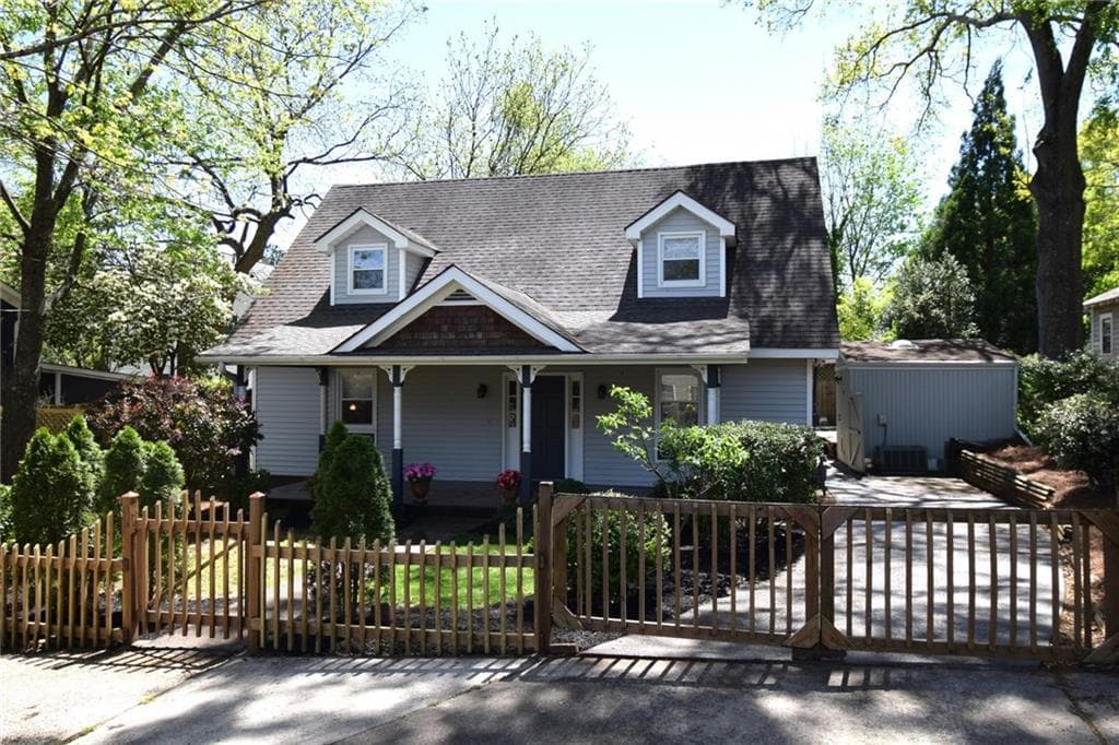3 bedroom, 2 bathroom, 1,404 sq ft single family residence sold at 1785 Indiana Avenue, Atlanta, GA 30307