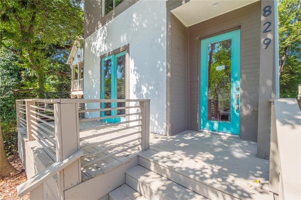 3 bedroom, 4 bathroom, 2,757 sq ft single family residence sold at 829 Martin Street, Atlanta, GA 30315