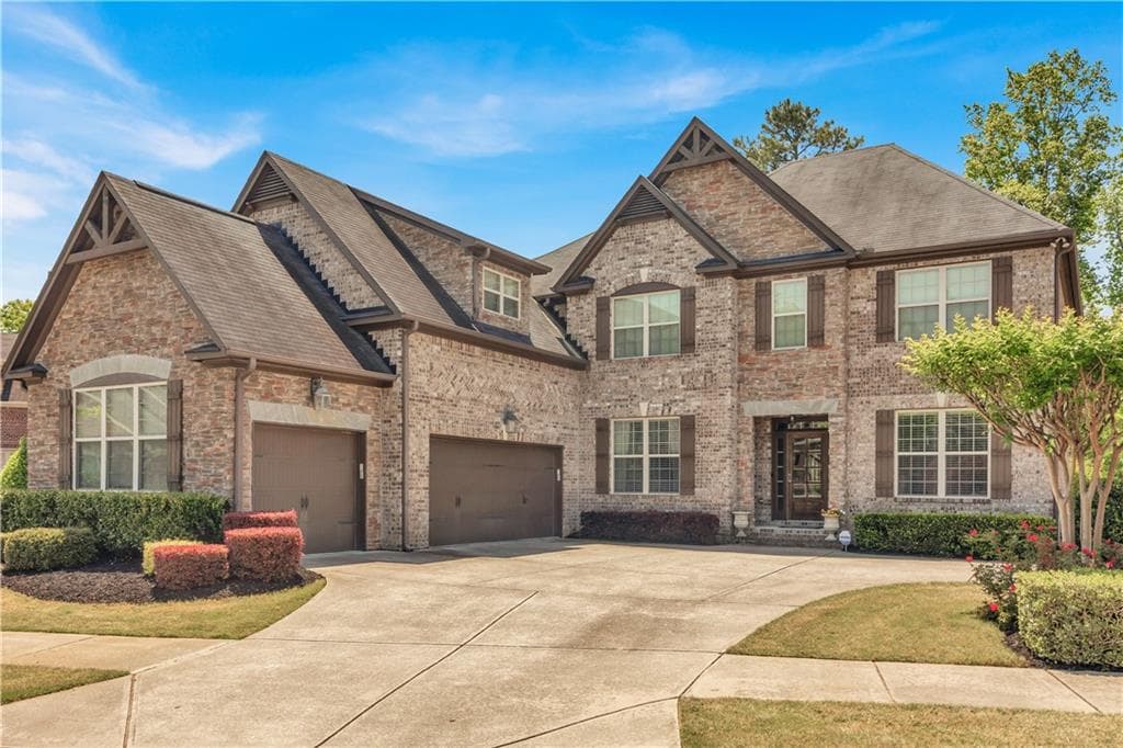 6 bedroom, 6 bathroom, 3,459 sq ft single family residence sold at 130 Stonewyck Place, Roswell, GA 30076