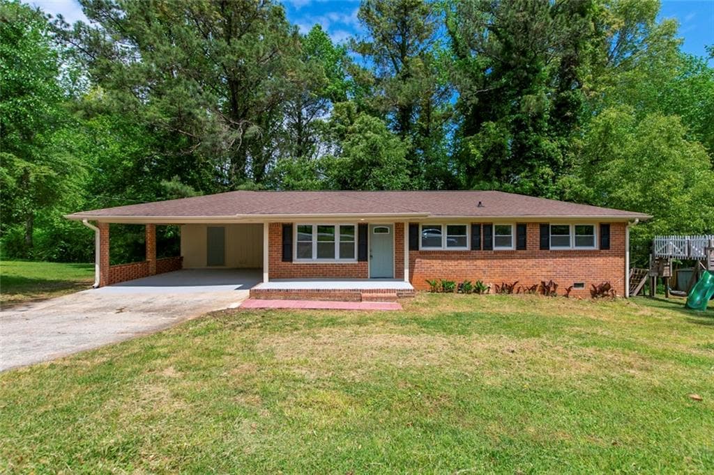3 bedroom, 2 bathroom, 1,195 sq ft single family residence sold at 134 Rosewood Drive, Dallas, GA 30132