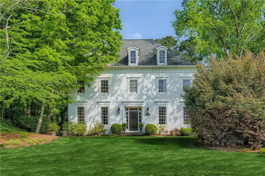4 bedroom, 6 bathroom, 4,773 sq ft single family residence sold at 4050 Keswick Drive, Atlanta, GA 30339