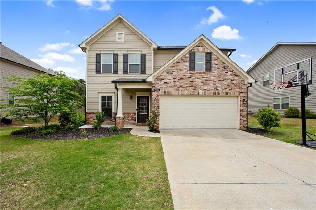 4 bedroom, 3 bathroom, 2,445 sq ft single family residence sold at 4160 Pleasant Woods Drive, Cumming, GA 30028