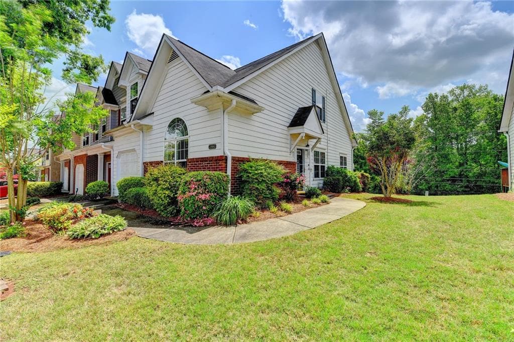 2366 Suwanee Pointe Drive, Lawrenceville, GA 30043 — most recent listing photo