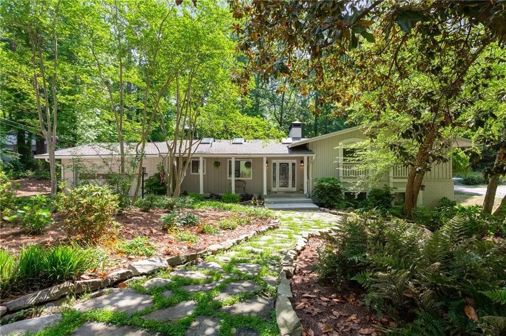 5 bedroom, 3 bathroom, 3,055 sq ft single family residence sold at 4332 Berkford Circle, Brookhaven, GA 30319
