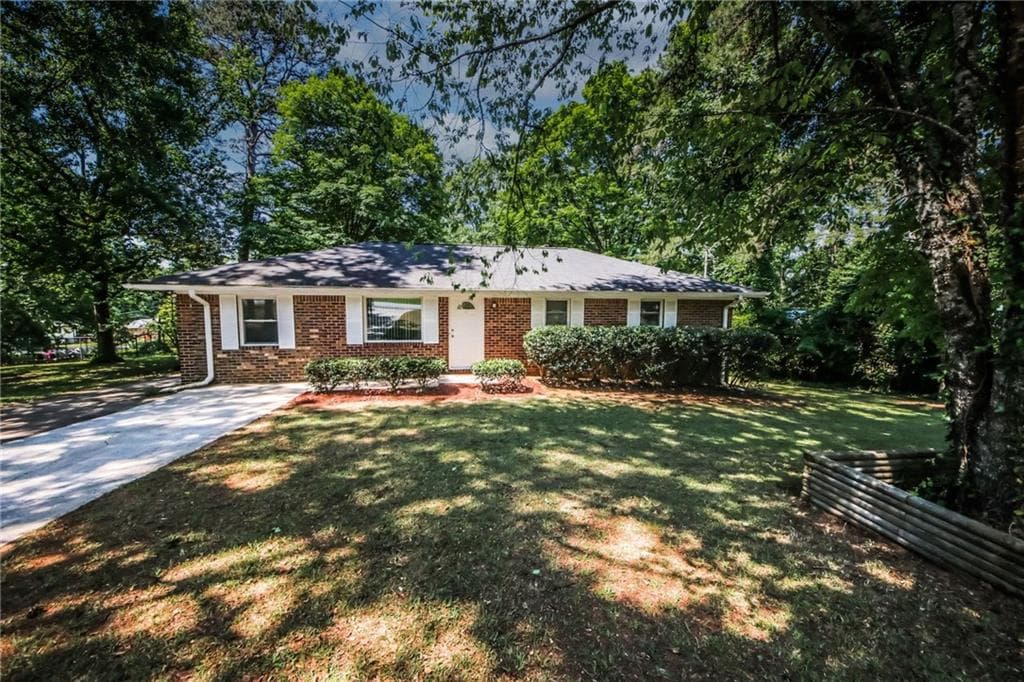 3 bedroom, 2 bathroom, 1,326 sq ft single family residence sold at 2275 ROSEDALE Road, Snellville, GA 30078