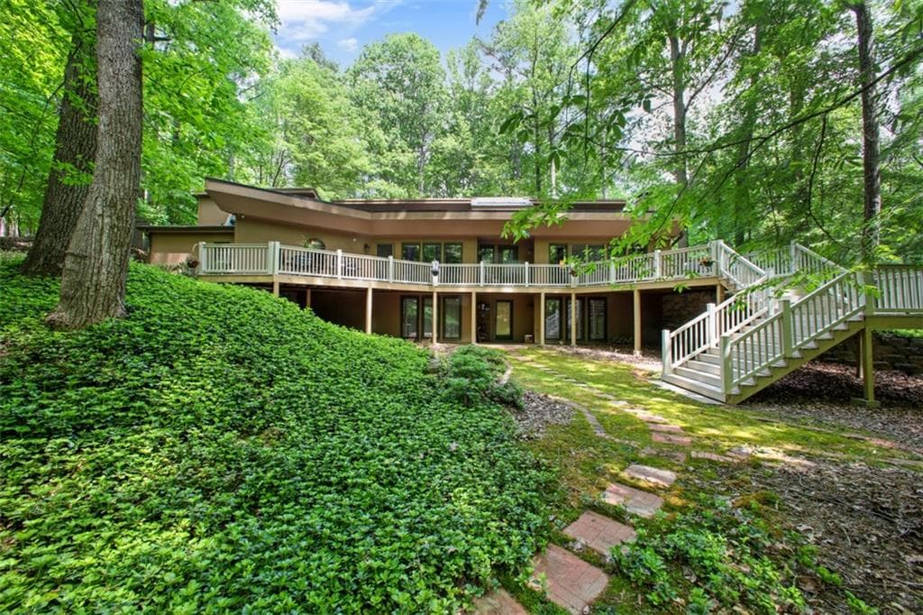 4110 Spalding Hollow, Peachtree Corners, GA 30092 — most recent listing photo