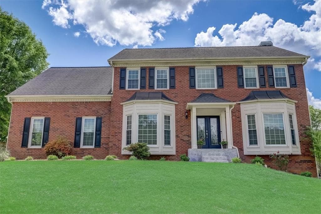 4 bedroom, 3 bathroom, 3,128 sq ft single family residence sold at 320 Julep Court, Alpharetta, GA 30009