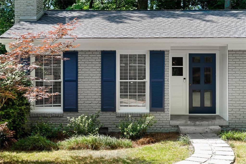 3 bedroom, 2 bathroom, 1,449 sq ft single family residence sold at 807 Cardova Drive, Atlanta, GA 30324