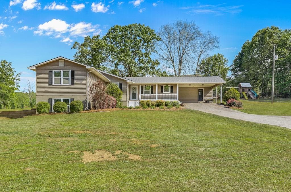 412 Vandiver Road, Jefferson, GA 30549 — most recent listing photo