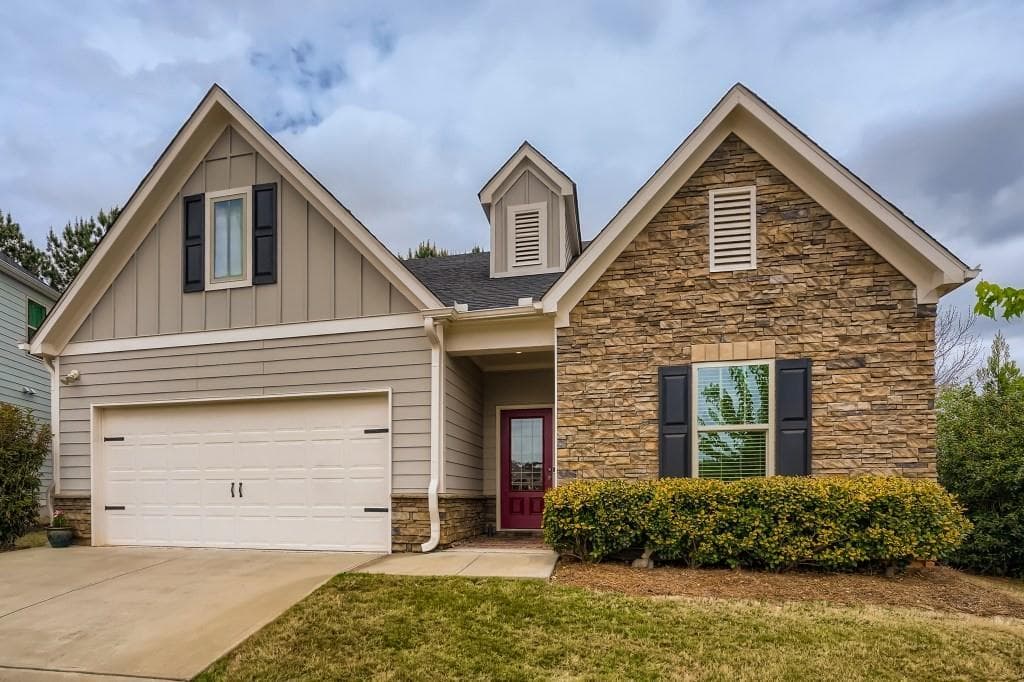 300 Hickory Court, Canton, GA 30115 — most recent listing photo