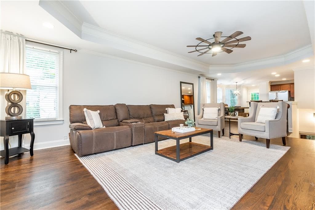 4 bedroom, 3 bathroom, 2,200 sq ft single family residence sold at 136 Vanira Avenue, Atlanta, GA 30315