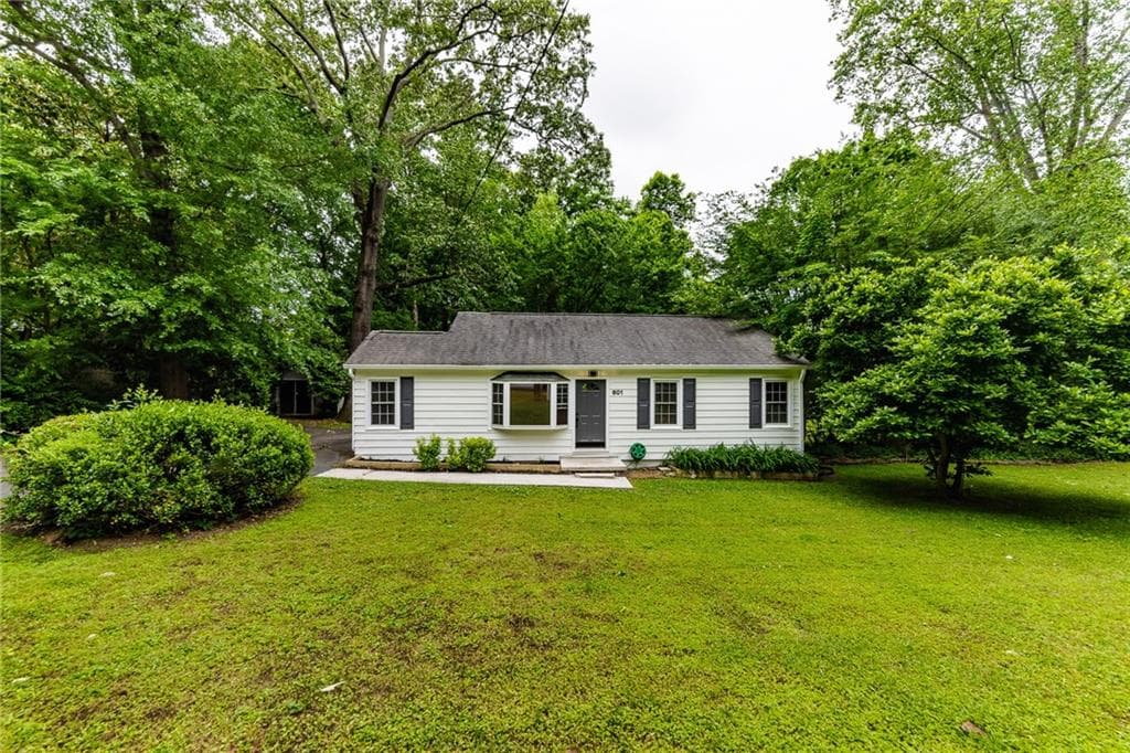 601 Scott Circle, Decatur, GA 30033 — most recent listing photo