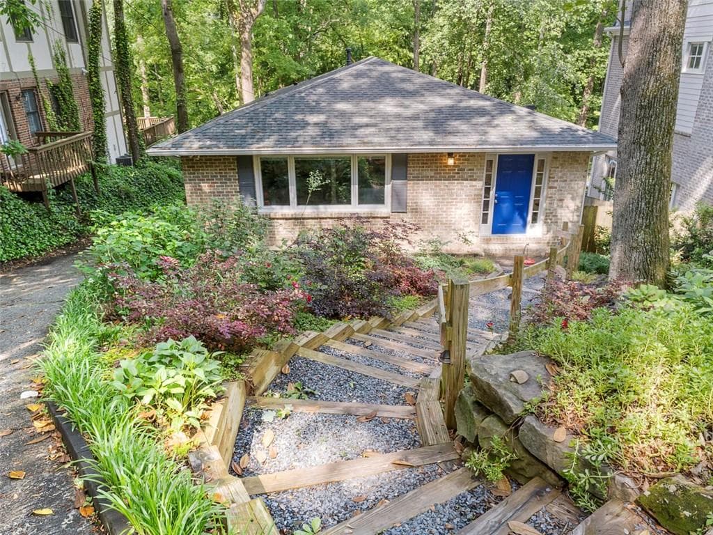 5 bedroom, 3 bathroom, 3,122 sq ft single family residence sold at 486 Lakeshore Drive, Atlanta, GA 30307