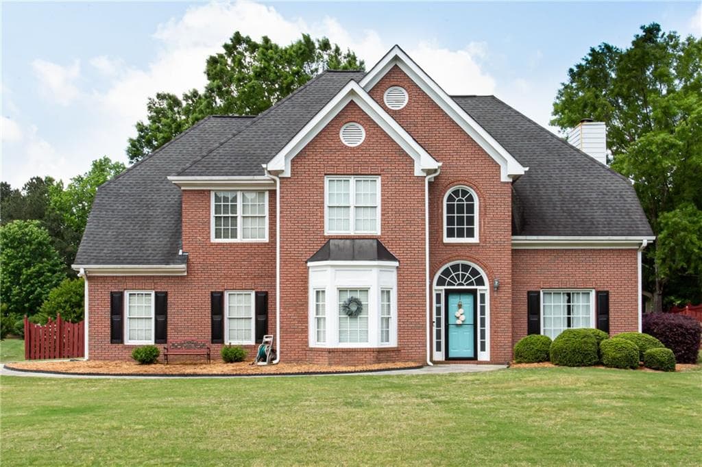 4 bedroom, 3 bathroom, 2,572 sq ft single family residence sold at 555 Nellie Lane, Loganville, GA 30052