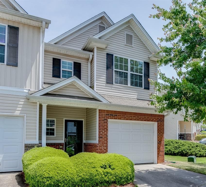 4760 Beacon Ridge Lane, Flowery Branch, GA 30542 — most recent listing photo