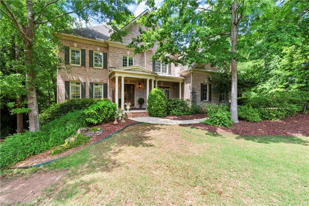 5 bedroom, 5 bathroom, 5,573 sq ft single family residence sold at 178 Triple Crown Court, Alpharetta, GA 30004