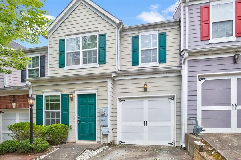2 bedroom, 3 bathroom, 1,476 sq ft townhouse sold at 230 VALLEY Crossing, Canton, GA 30114