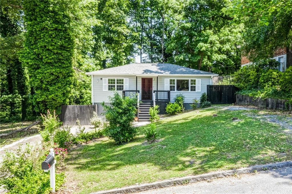 3 bedroom, 2 bathroom, 1,152 sq ft single family residence sold at 151 Sewanee Avenue, Atlanta, GA 30314
