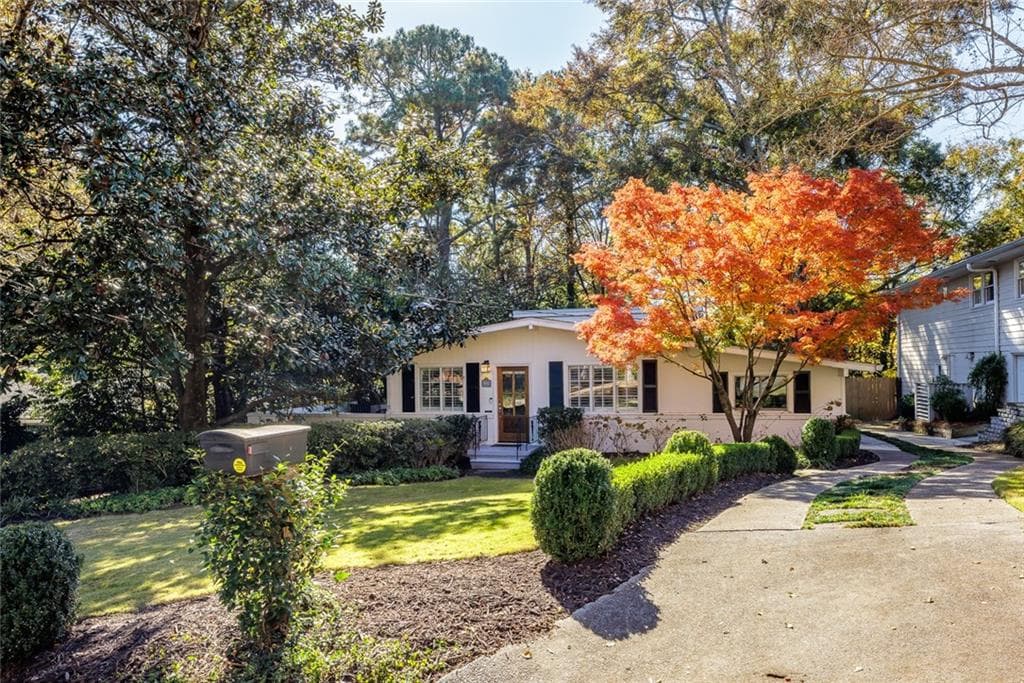 4 bedroom, 3 bathroom, 2,000 sq ft single family residence sold at 315 Springdale Drive, Atlanta, GA 30305