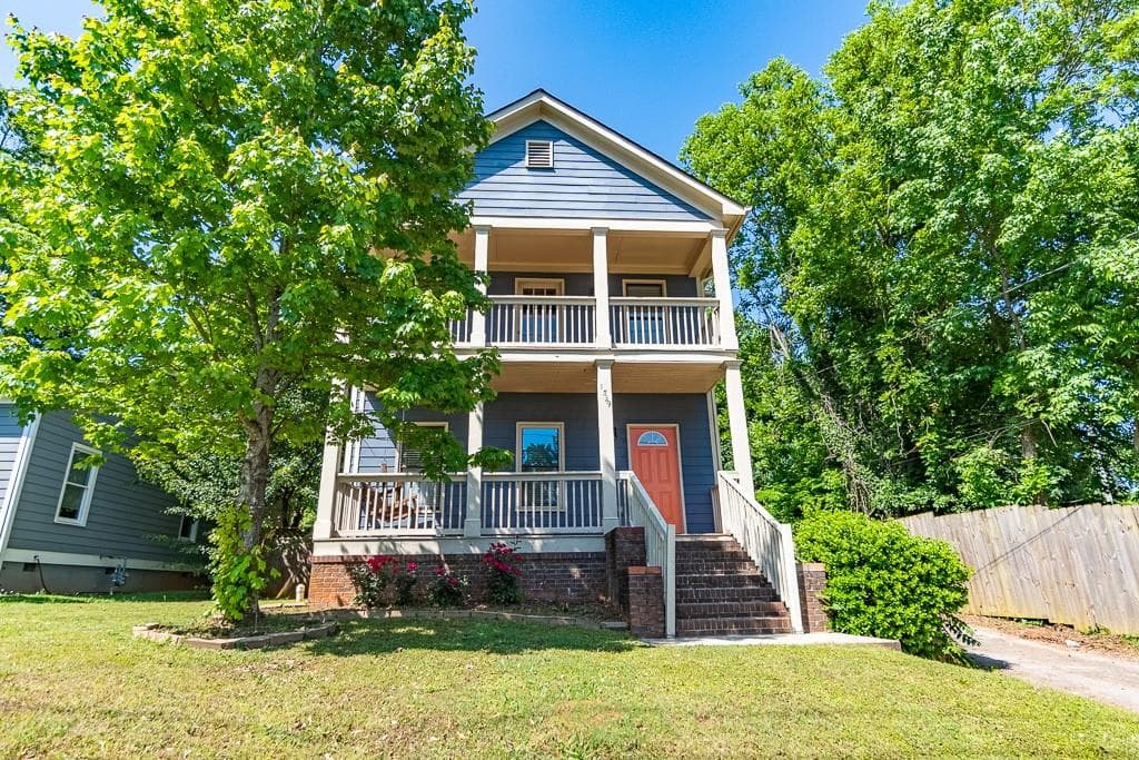 3 bedroom, 3 bathroom, 1,638 sq ft single family residence sold at 1539 Beecher Street, Atlanta, GA 30310