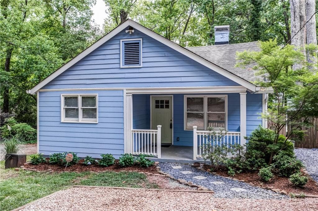 3 bedroom, 2 bathroom, 1,374 sq ft single family residence sold at 531 Daniel Avenue, Decatur, GA 30032