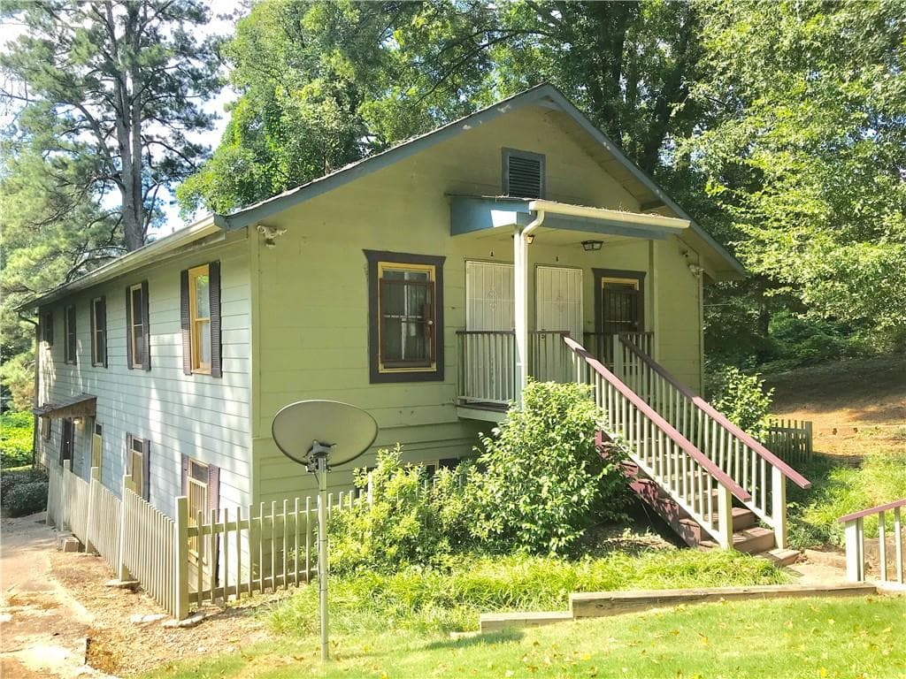 quadruplex sold at 2284 Alvin Drive, Atlanta, GA 30318