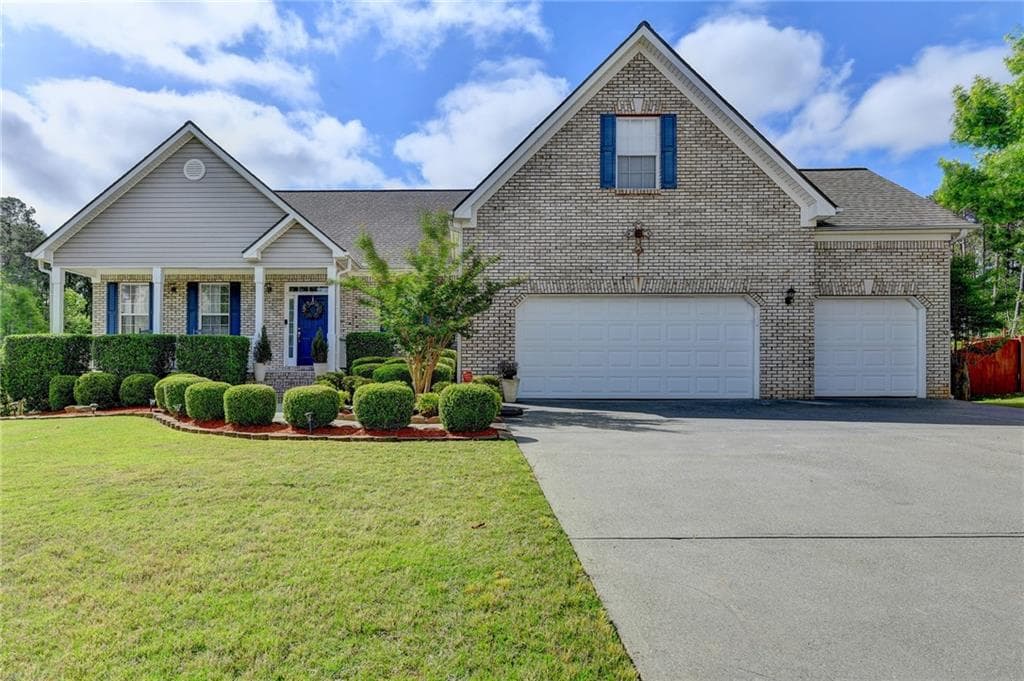 1251 Fountain Lakes Drive, Lawrenceville, GA 30043 — most recent listing photo