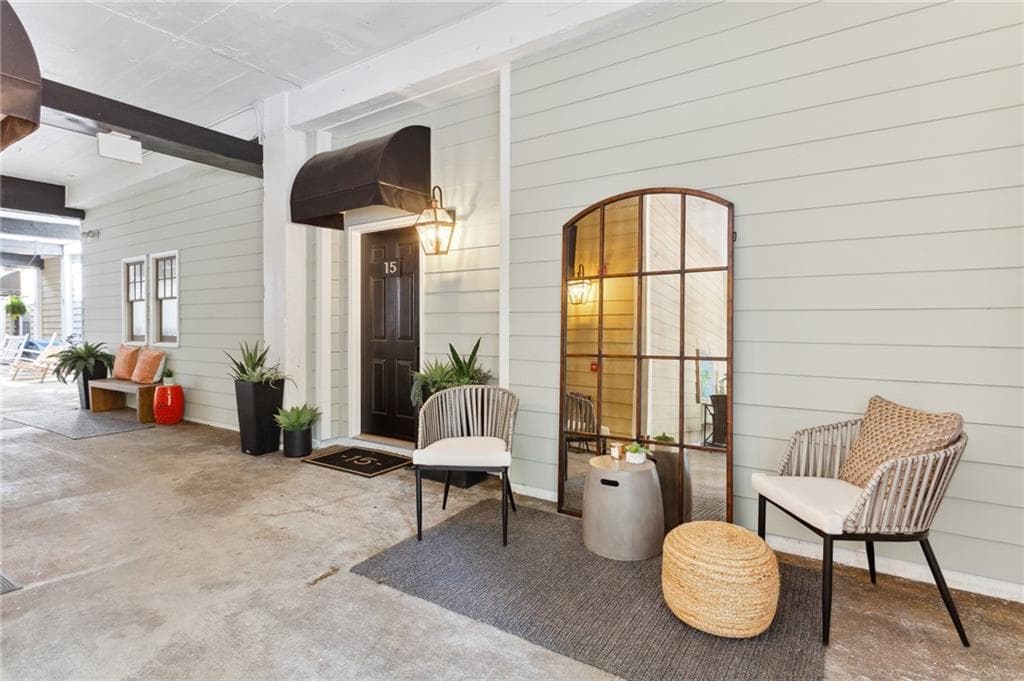 2 bedroom, 2 bathroom, 1,450 sq ft condominium sold at 1026 Saint Charles Avenue 15, Atlanta, GA 30306
