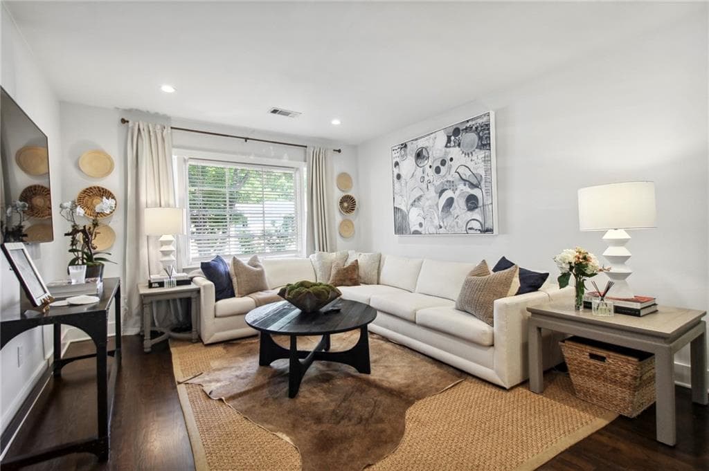 99 Peachtree Memorial Drive A4, Atlanta, GA 30309 — most recent listing photo